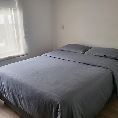 Casa Azul - Apartamentos Amoblados - มานิซาเลส ภายนอก รูปภาพ
