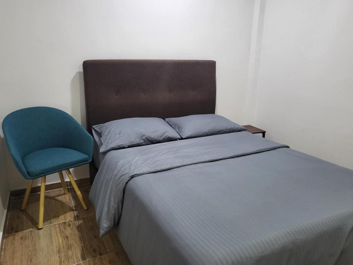 Casa Azul - Apartamentos Amoblados - มานิซาเลส ภายนอก รูปภาพ