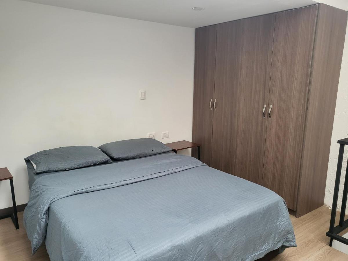 Casa Azul - Apartamentos Amoblados - มานิซาเลส ภายนอก รูปภาพ